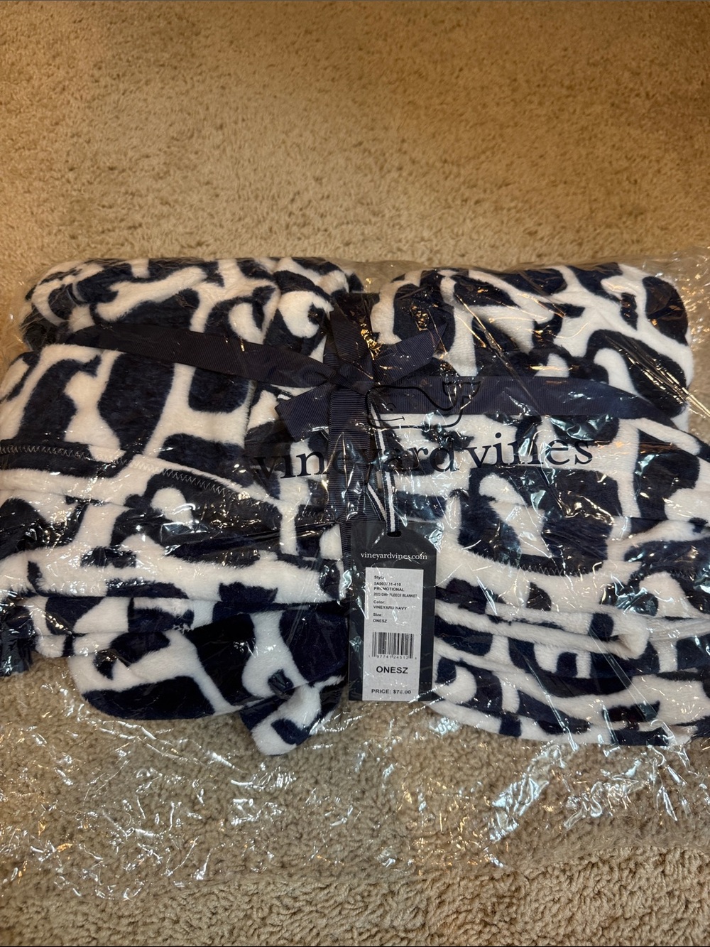 NWT Vineyard Vines Fleece Whale Blanket